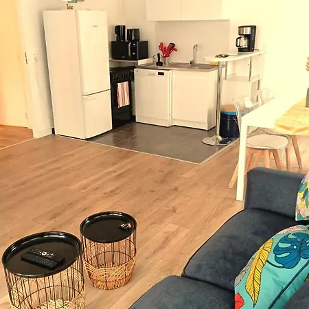 Apartment 3 Pieces, Paris-stade,parking Saint-Denis (Seine-Saint-Denis)