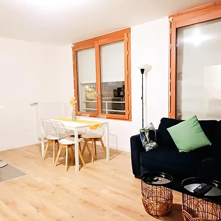 Apartment 3 Pieces, Paris-stade,parking *