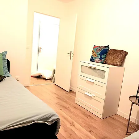 3 Pieces, Paris-stade,parking Apartment Saint-Denis (Seine-Saint-Denis)