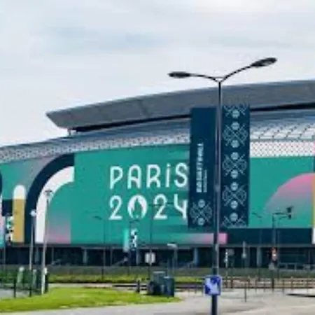 3 Pieces, Paris-stade,parking